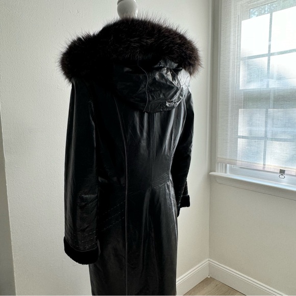 Moschino women’s leather winter coat/jacket size XS-S Black made in Italy, New! - Picture 2 of 16